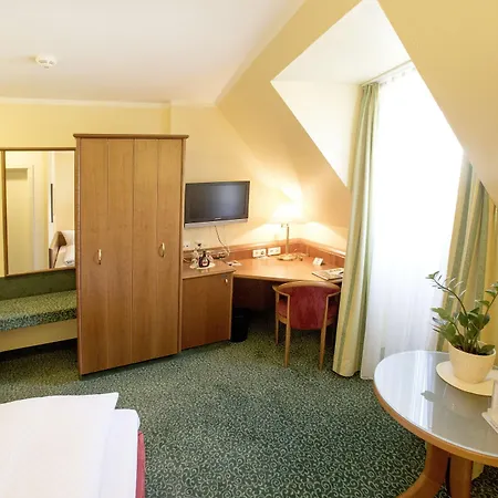 Weisses Lamm Otel Veitshöchheim