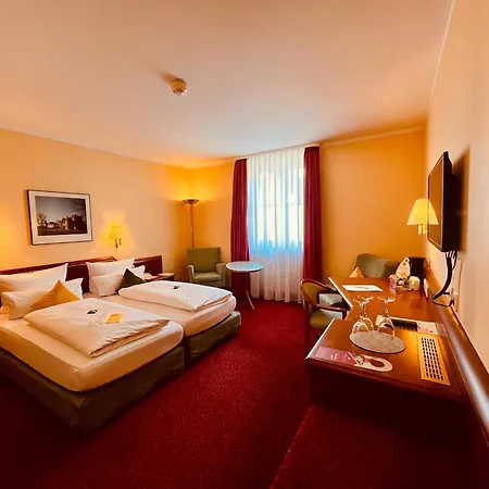 Weisses Lamm Hotel 3*