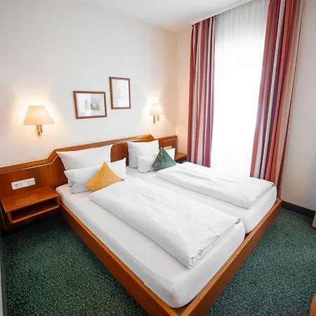 Otel Weisses Lamm 3*