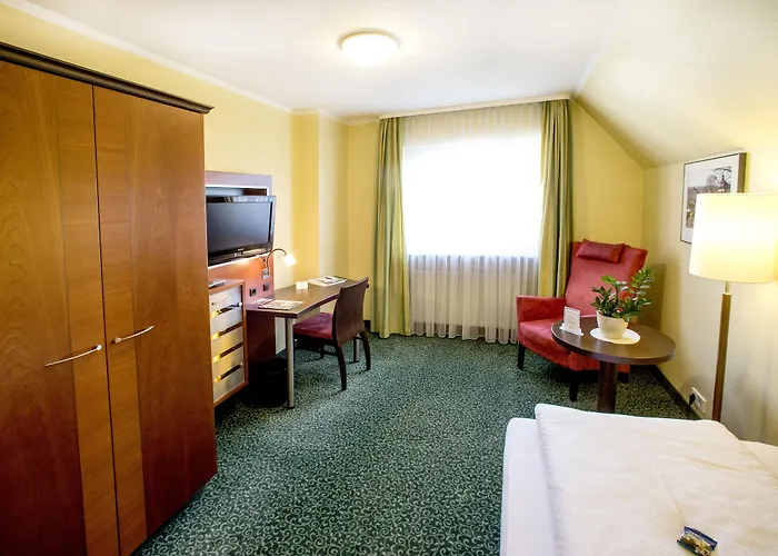 Hotel Weisses Lamm 3*