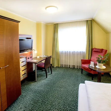 Hotel Weisses Lamm 3*