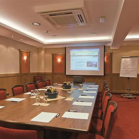 Hotel Weisses Lamm 3*