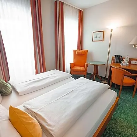 Hotel Weisses Lamm 3*