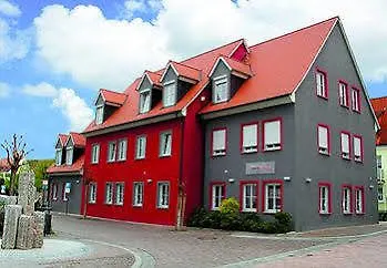 Отель Weisses Lamm 3*