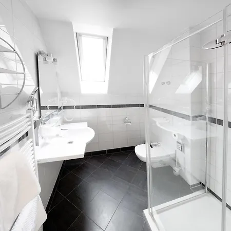 Weisses Lamm Hotel 3*
