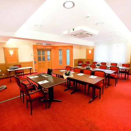 Weisses Lamm Hotel 3*